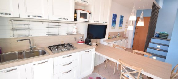 Квартира с 3 комнатами в Диано Марина, Италия № 87027 27