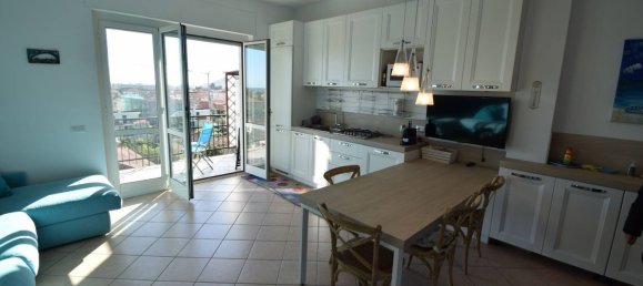 Квартира с 3 комнатами в Диано Марина, Италия № 87027 14