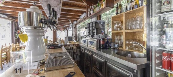 Imóvel comercial de 3 divisões em Cesenatico, Italy N.º 95598 5