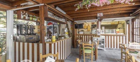 Imóvel comercial de 3 divisões em Cesenatico, Italy N.º 95598 3