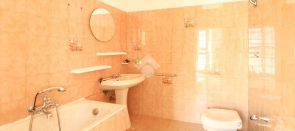 5-salle Appartement à Ortona, Italy No. 274122 15