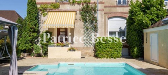 Villa T5 em Auxonne, France N.º 328632 2