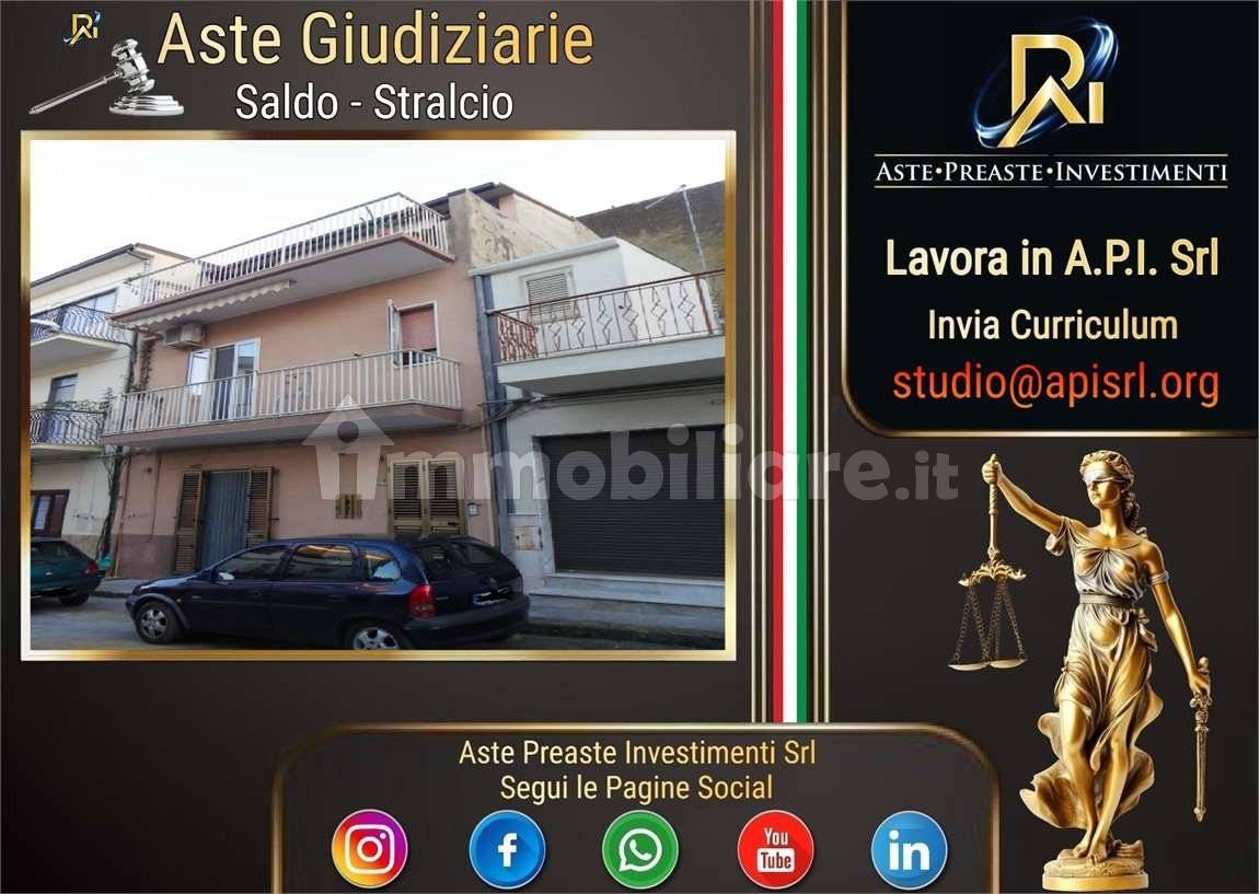 2 غرف نوم شقة في Mirabella Imbaccari, Italy رقم 322600