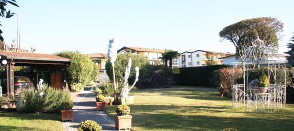 Вилла с 3 комнатами в Паденге суль Гарда, Италия № 238889 7