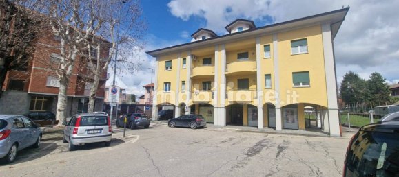 Imóvel comercial de 4 divisões em Grinzane Cavour, Italy N.º 312878 5