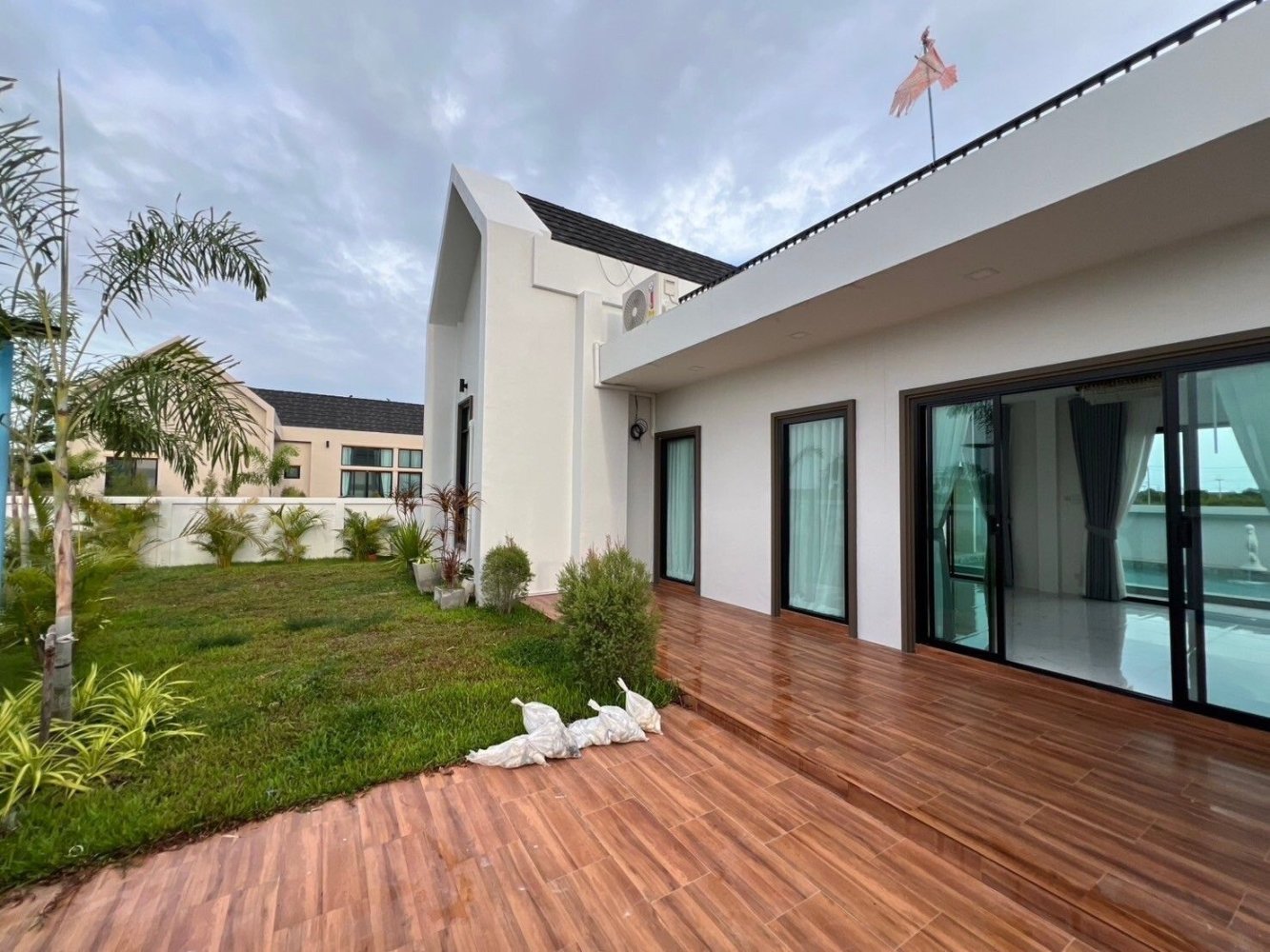 3 غرف نوم فيلا في Cha-am, Thailand رقم 64906