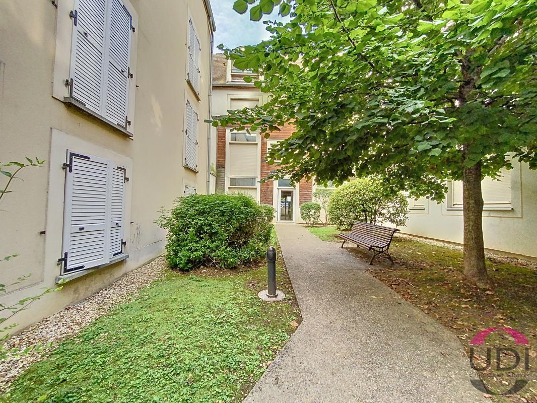 1 Schlafzimmer Wohnung in Corbeil-Essonnes, France, Nr. 167774