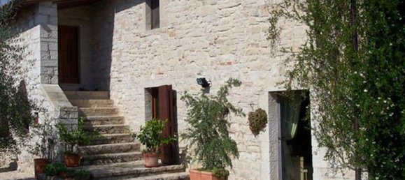 11 bedrooms House in Todi, Italy No. 68 6