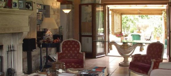 11 bedrooms House in Todi, Italy No. 68 4