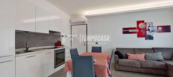 2 bedrooms Apartment in Lissone, Italy No. 364352 7