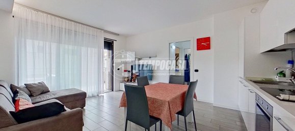 2 bedrooms Apartment in Lissone, Italy No. 364352 6