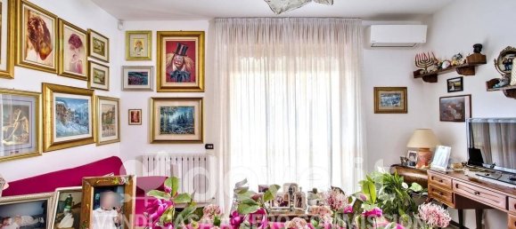 1 bedroom Apartment in Legnano, Italy No. 348730 3