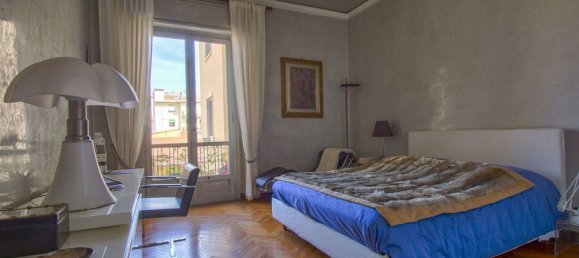 3 bedrooms Apartment in Florence, Italy No. 193284 9