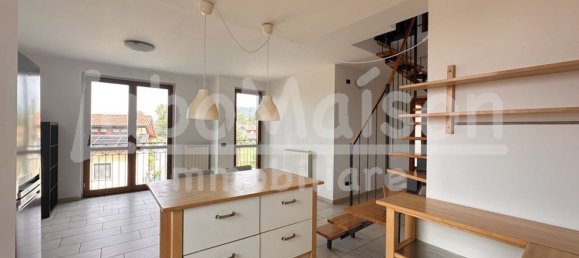 Apartamento de 4 dormitorios en Gavirate, Italy No. 361315 29