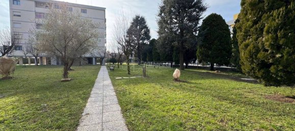 Квартира с 2 спальнями в Сеттимо Торинезе, Италия № 135698 12