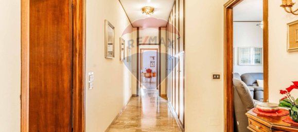 Apartamento T4 em Busto Arsizio, Italy N.º 67630 11