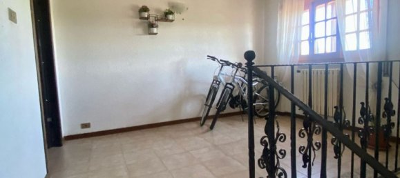 5 غرف نوم فيلا في Aprilia, Italy رقم 347514 24