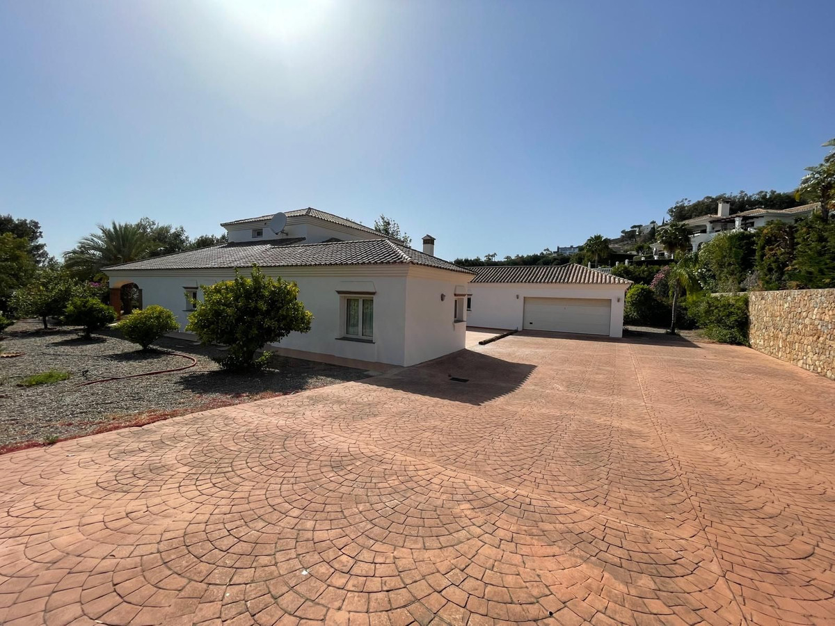 5 bedrooms Villa in Mijas, Spain No. 62537