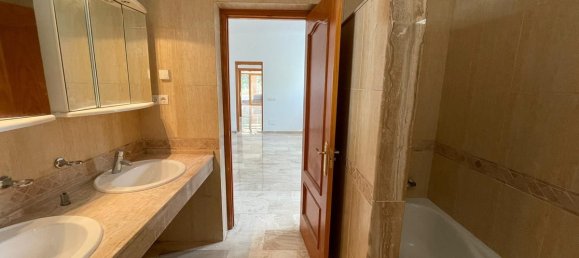 5 bedrooms Villa in Mijas, Spain No. 62537 33