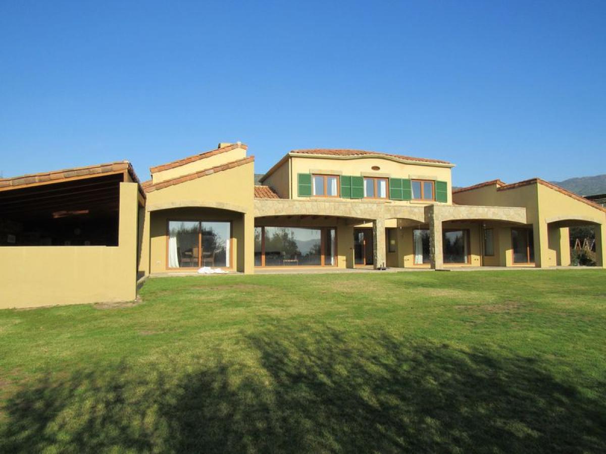 5 bedrooms House in Chacabuco, Chile No. 2147