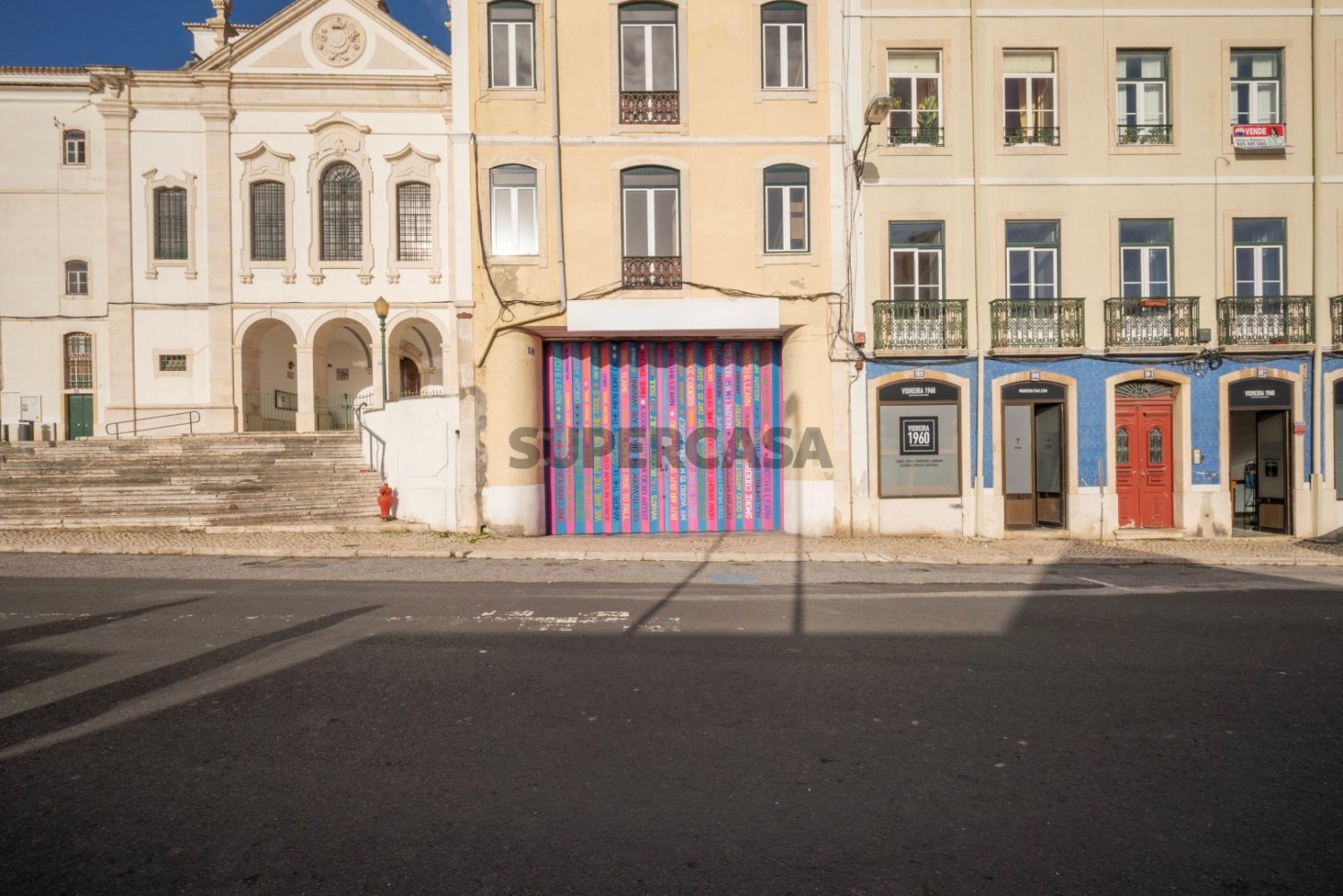 1214m² Building in Lisbon, Portugal No. 194969