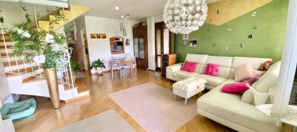 6 rooms Apartment in Pesaro, Italy No. 172427 2