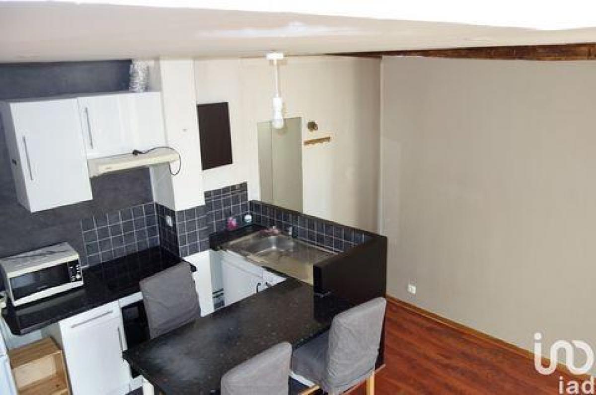 Studio in the Condo in Gonesse, France No. 35405