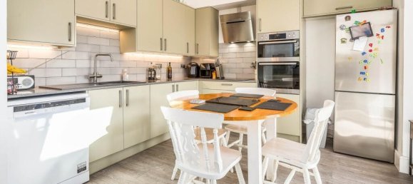 3 bedrooms House in Chester, United Kingdom No. 2851 6