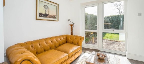 3 bedrooms House in Chester, United Kingdom No. 2851 4