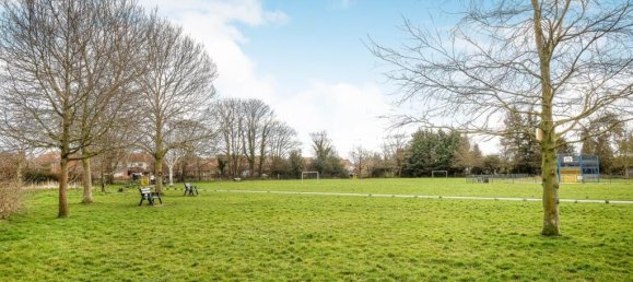 3 bedrooms House in Chester, United Kingdom No. 2851 15