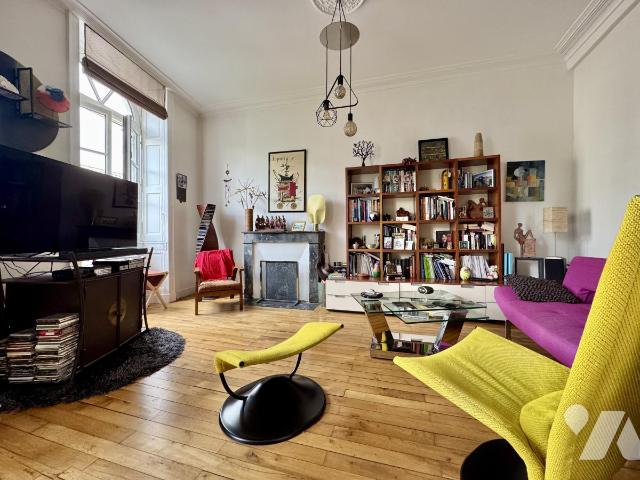 Dúplex de 1 dormitorio en Nantes, France No. 343249