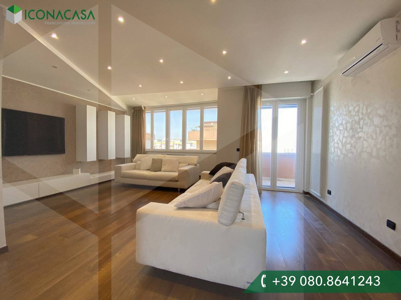 3 rooms Apartment in Bari, Italy No. 23786