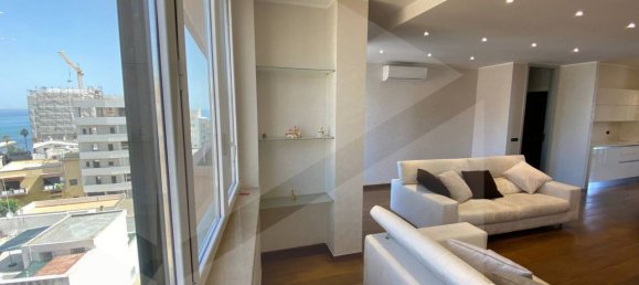 3 rooms Apartment in Bari, Italy No. 23786 20