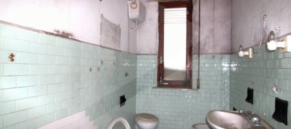 4-Zimmer Wohnung in Castelfranco di Sotto, Italy, Nr. 22043 5