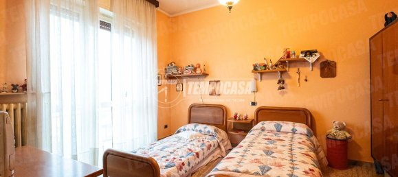 3 rooms House in Lambrugo, Italy No. 110040 10