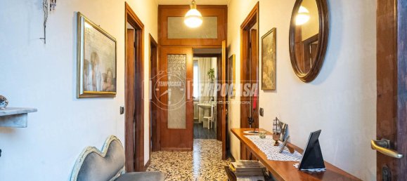 3 rooms House in Lambrugo, Italy No. 110040 13