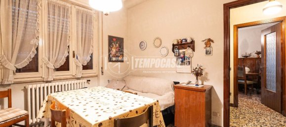 3 rooms House in Lambrugo, Italy No. 110040 6
