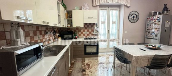 Apartamento de 3 dormitorios en Sant'Antimo, Italy No. 69944 2
