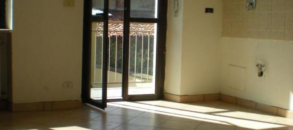 5 rooms Apartment in Cirié, Italy No. 17635 11