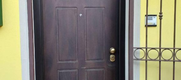 5 rooms Apartment in Cirié, Italy No. 17635 4