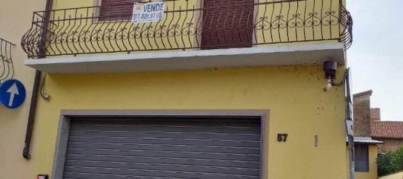 5 rooms Apartment in Cirié, Italy No. 17635 2