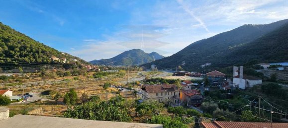 6 rooms House in Ventimiglia, Italy No. 233968 3