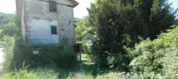 Estudio en Nocera Umbra, Italy No. 68514 3