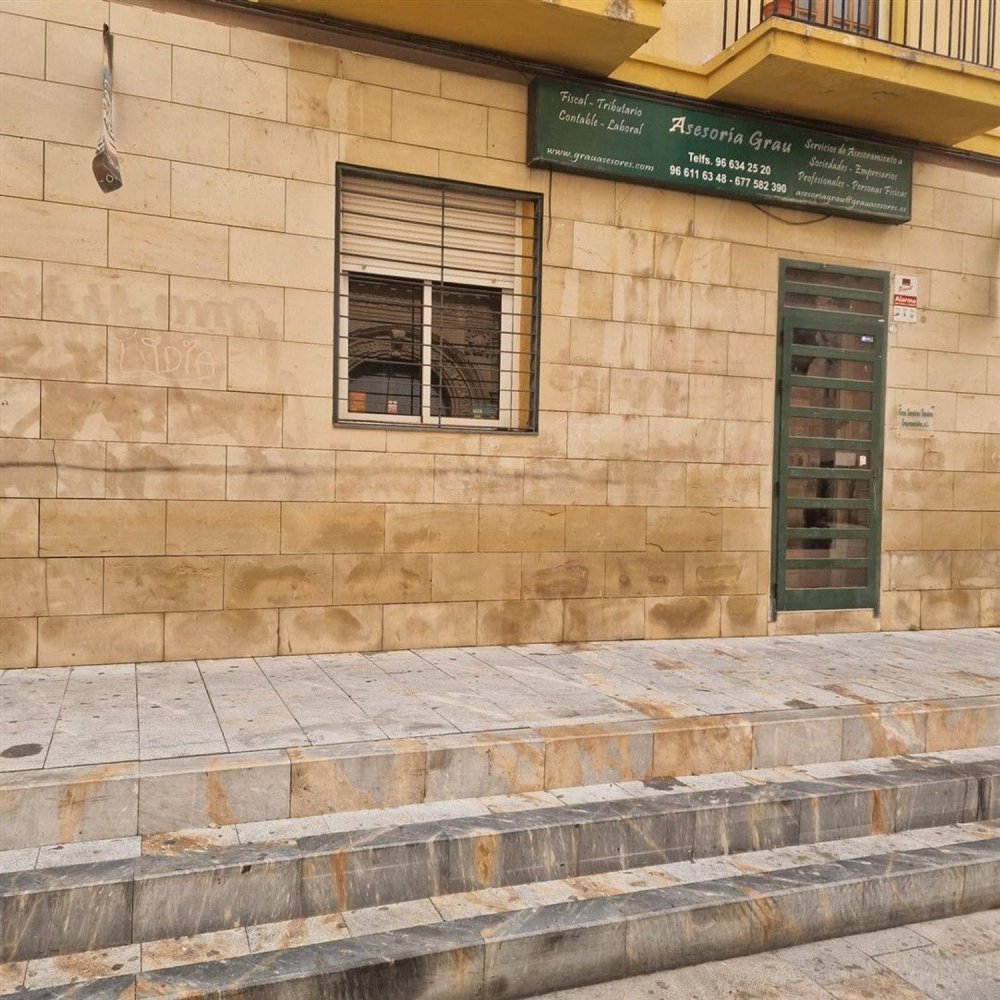 Gewerbliche Immobilie in Alicante, Spain 70m², Nr. 84087