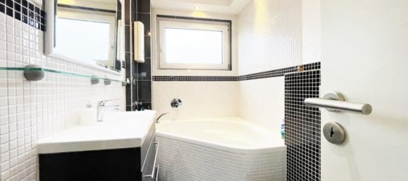 2 rooms Apartment in Essen, Germany No. 33506 6