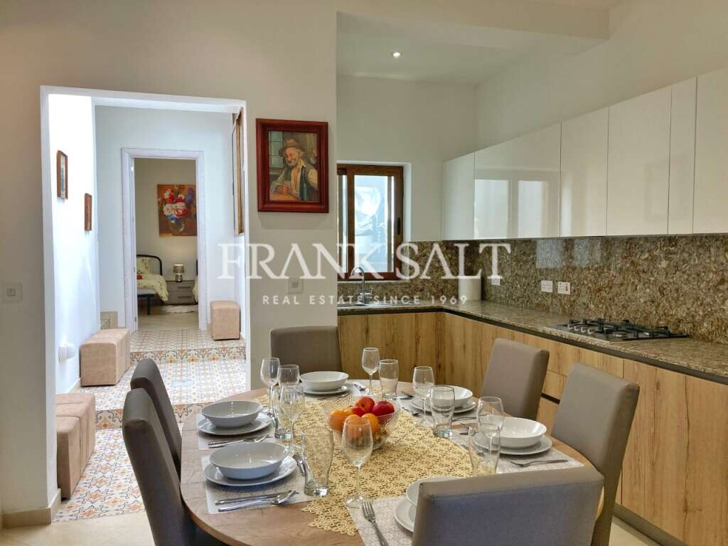 4 bedrooms Townhouse in Victoria, Malta No. 5885