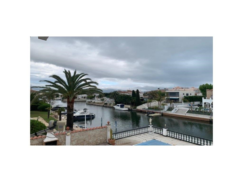 2 Schlafzimmer Haus in Empuriabrava, Spain, Nr. 198938