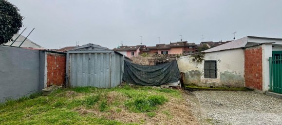 3 rooms Villa in Alessandria, Italy No. 115812 2