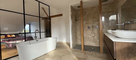 4 chambres Maison à Château-Gontier, France No. 359204 3