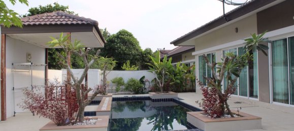 3 Schlafzimmer Cafe / Restaurant in Bang Lamung, Thailand, Nr. 1948 26